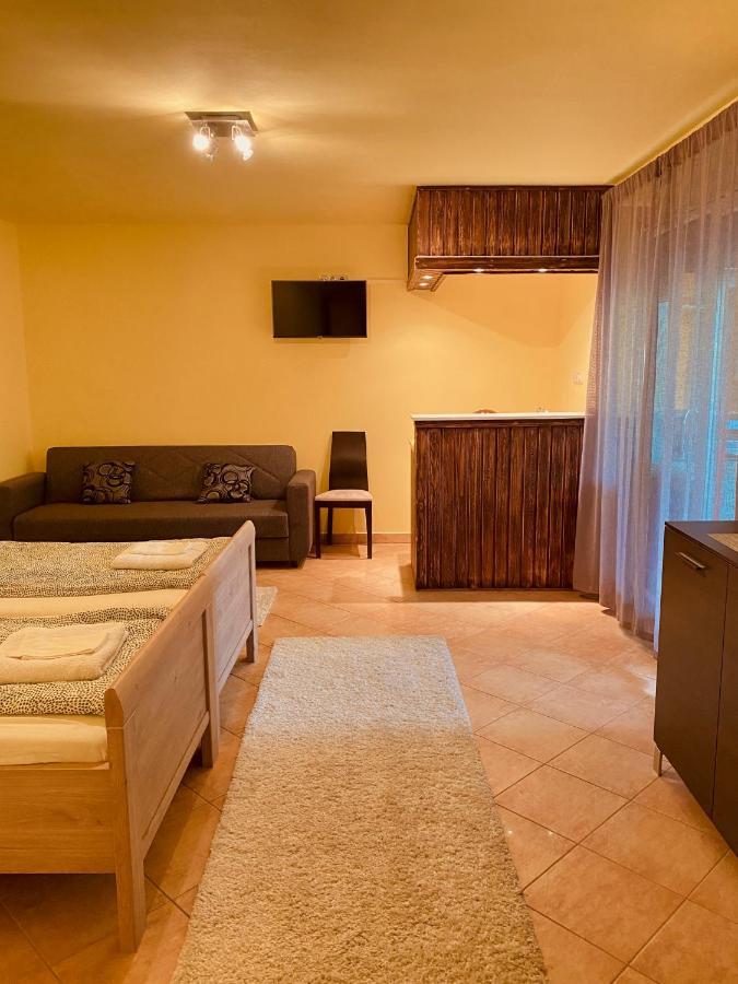 Sailor'S Apartman Siofok Exterior photo